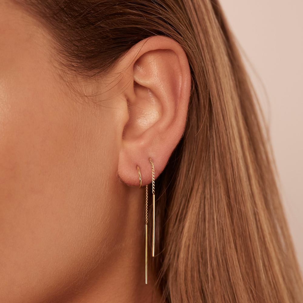 Elegant White Gold Minimalist Hoop Earring 4