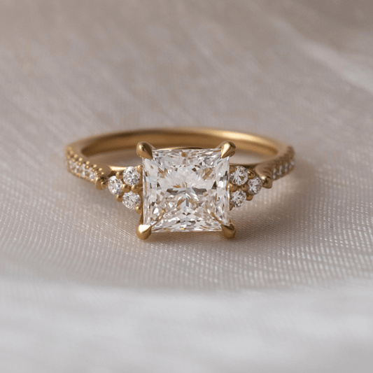 Solitaire-Oval Lab Grown Diamond Engagement Ring
