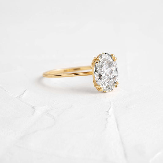 Solitaire-Oval Lab Grown Diamond Engagement Ring