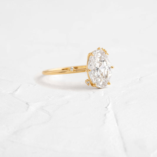 Solitaire-Oval Lab Grown Diamond Engagement Ring