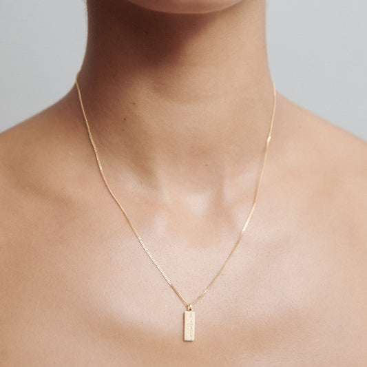 Elegant Engravable Gold Bar Pendant Necklace 2