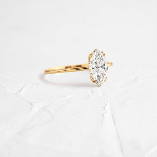 Solitaire-Oval Lab Grown Diamond Engagement Ring