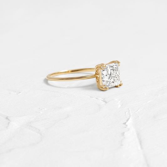 Solitaire-Oval Lab Grown Diamond Engagement Ring
