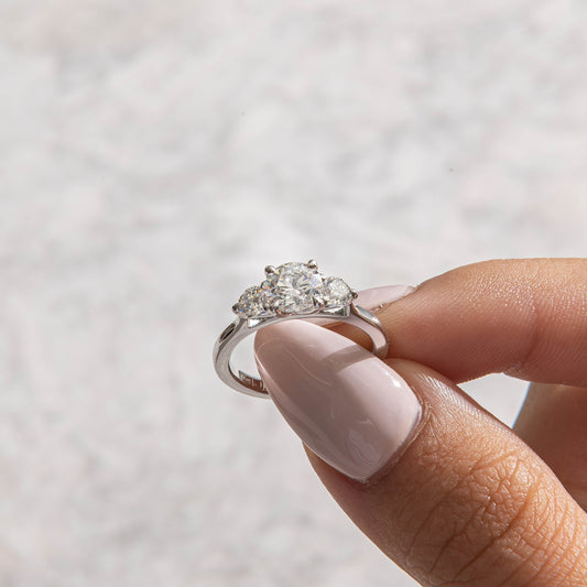 Solitaire-Oval Lab Grown Diamond Engagement Ring