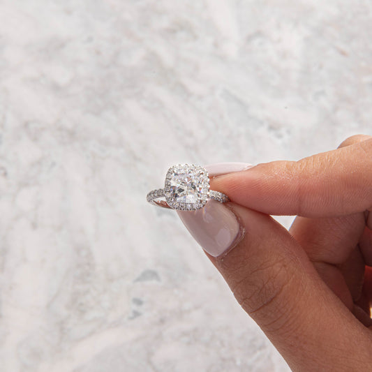 Solitaire-Oval Lab Grown Diamond Engagement Ring