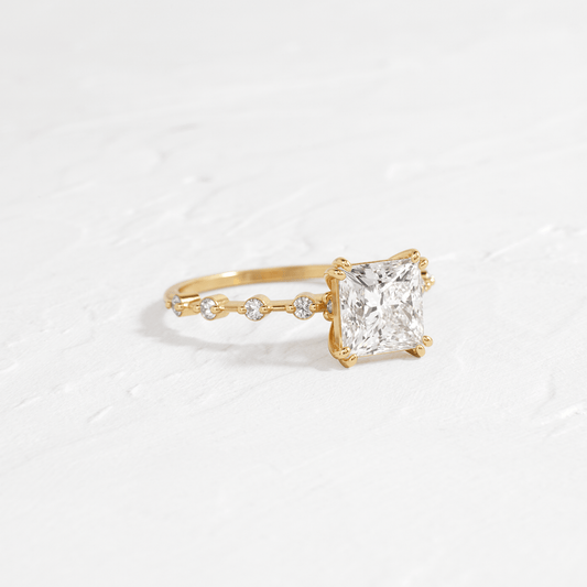 Solitaire-Oval Lab Grown Diamond Engagement Ring
