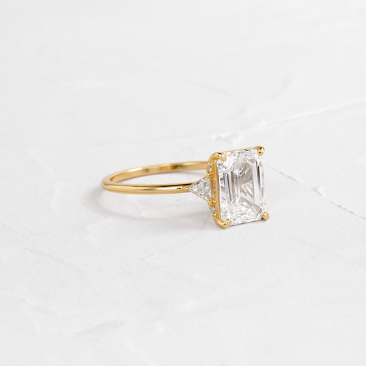 Solitaire-Oval Lab Grown Diamond Engagement Ring