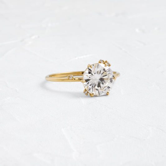 Solitaire-Oval Lab Grown Diamond Engagement Ring