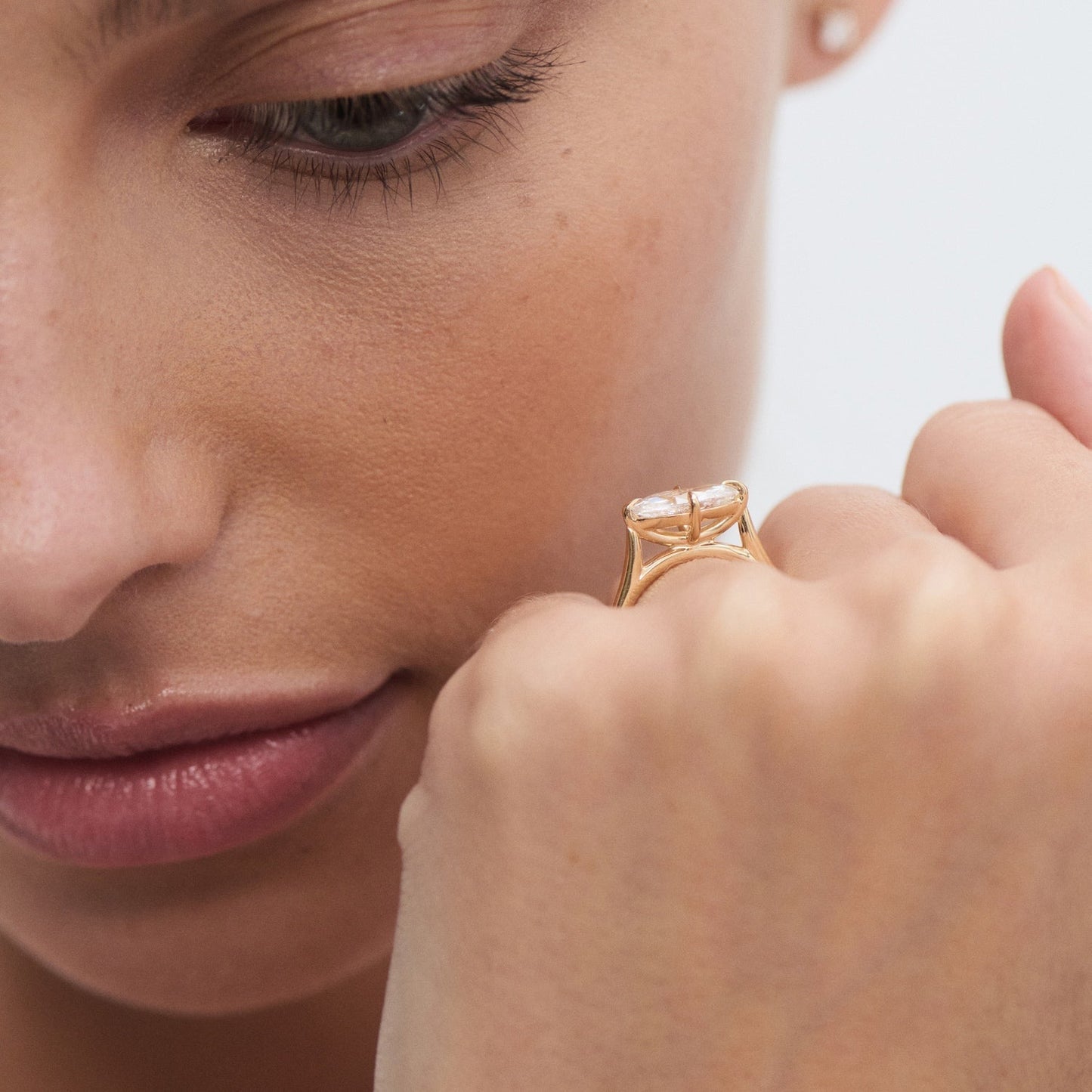 Solitaire-Oval Lab Grown Diamond Engagement Ring