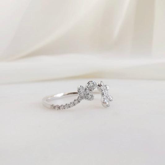 Exquisite 0.41 TCW Round Lab-Grown Diamond Floral Wedding Band 2