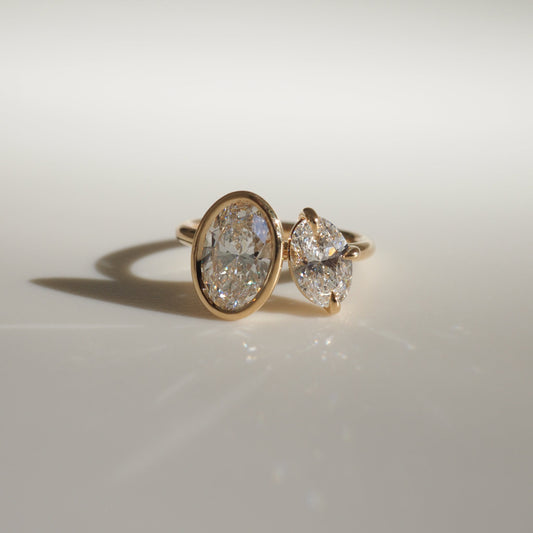 Elegant 3.0 CT Oval Lab Grown Diamond Bezel Engagement Ring 2