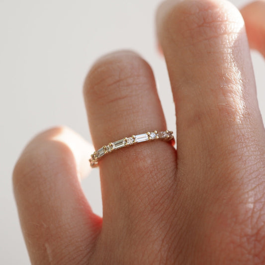 0.50 TCW Baguette & Round Lab Grown Diamond Wedding Band in Elegant Gold Setting 2