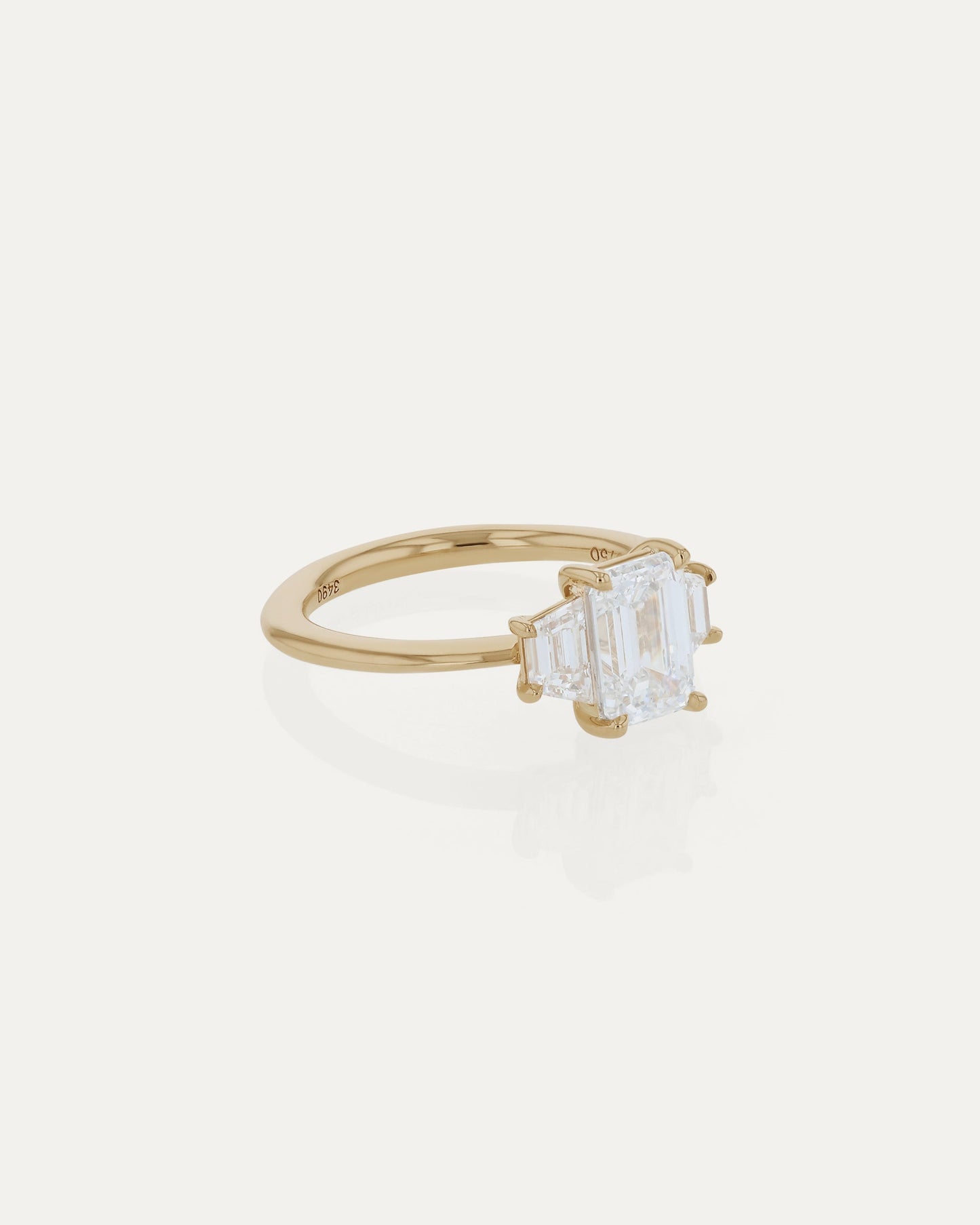 Solitaire-Oval Lab Grown Diamond Engagement Ring