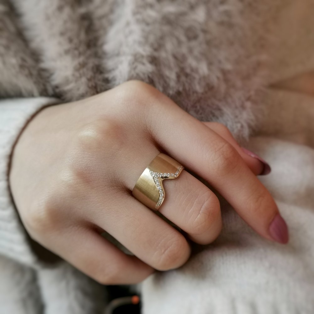 0.17 TCW Round Lab-Grown Diamond Wedding Band 7