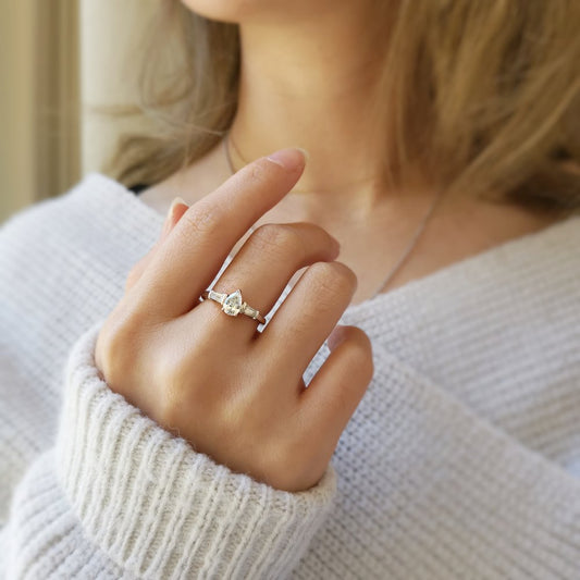 0.50 CT Pear-Cut Lab-Grown Diamond Trio Engagement Ring 2