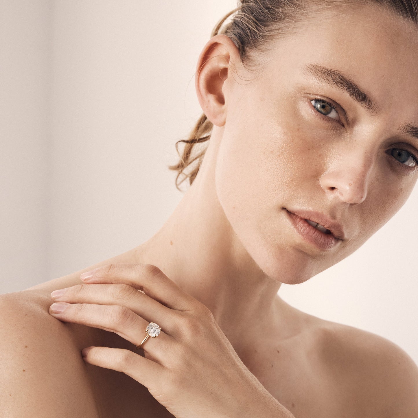 Solitaire-Oval Lab Grown Diamond Engagement Ring