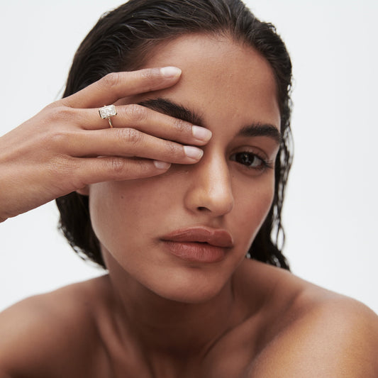 Solitaire-Oval Lab Grown Diamond Engagement Ring