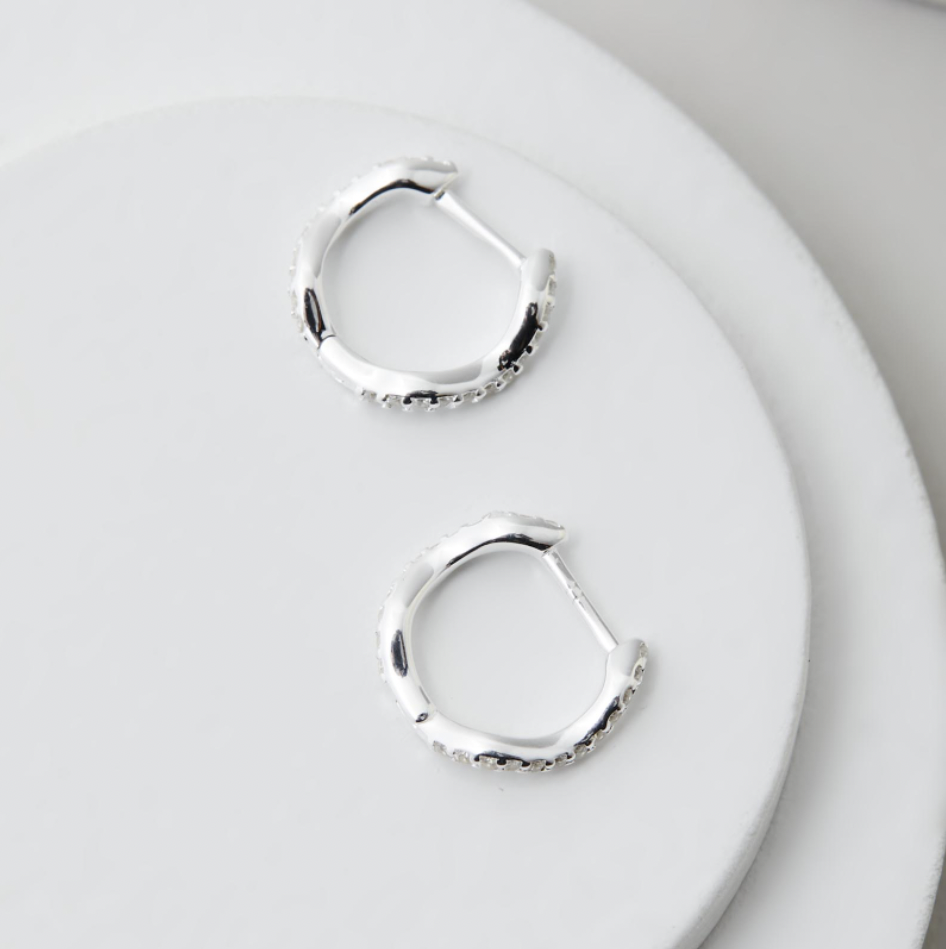 Sparkling 0.20 TCW Round Lab Grown Diamond Wave Hoop Earrings 6