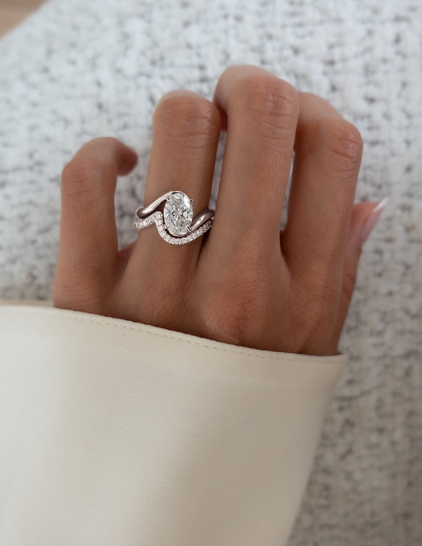 Solitaire Rapture & Pave Band- Oval Lab Grown Diamond Bridal Set