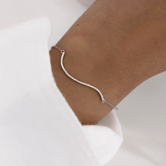 Elegant 0.3 CTW Round Lab Grown Diamond Wave Bracelet 2