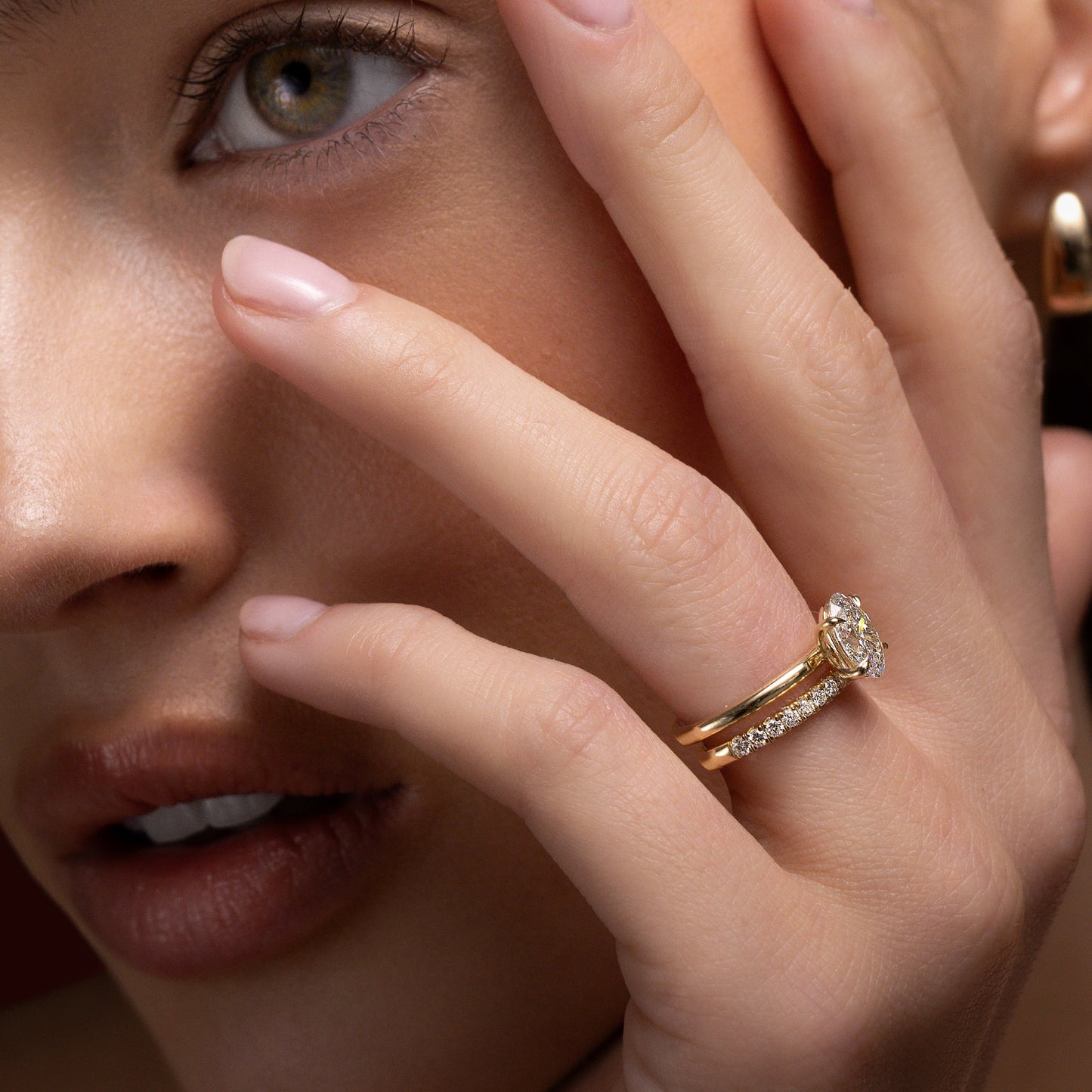 Solitaire-Oval Lab Grown Diamond Engagement Ring