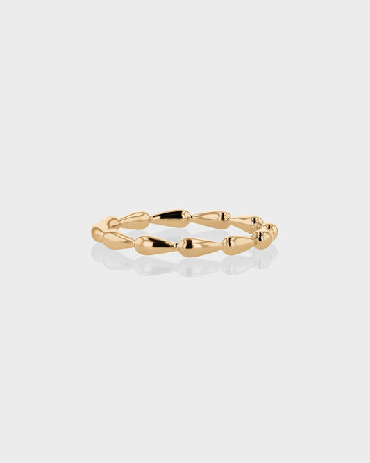 Golden Teardrop Elegance Wedding Band 1