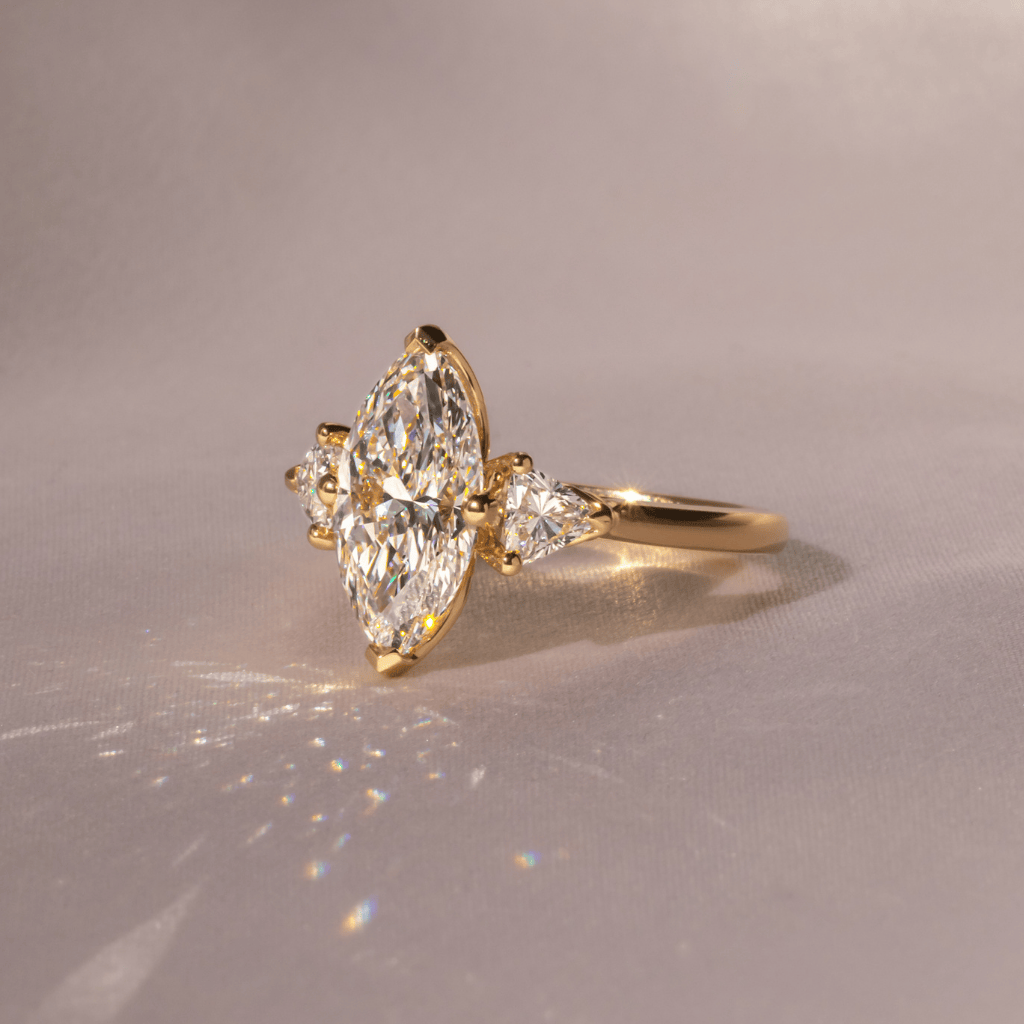 Solitaire-Oval Lab Grown Diamond Engagement Ring