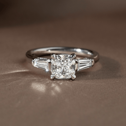 Solitaire-Oval Lab Grown Diamond Engagement Ring