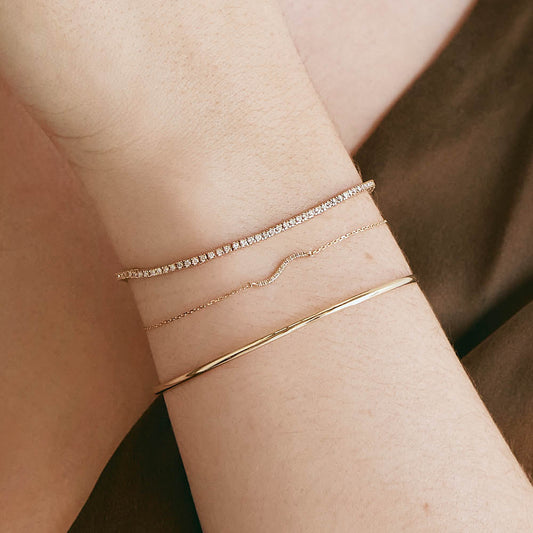 Elegant Gold Wave Bracelet with 0.05 TCW Round Lab Grown Diamonds 2