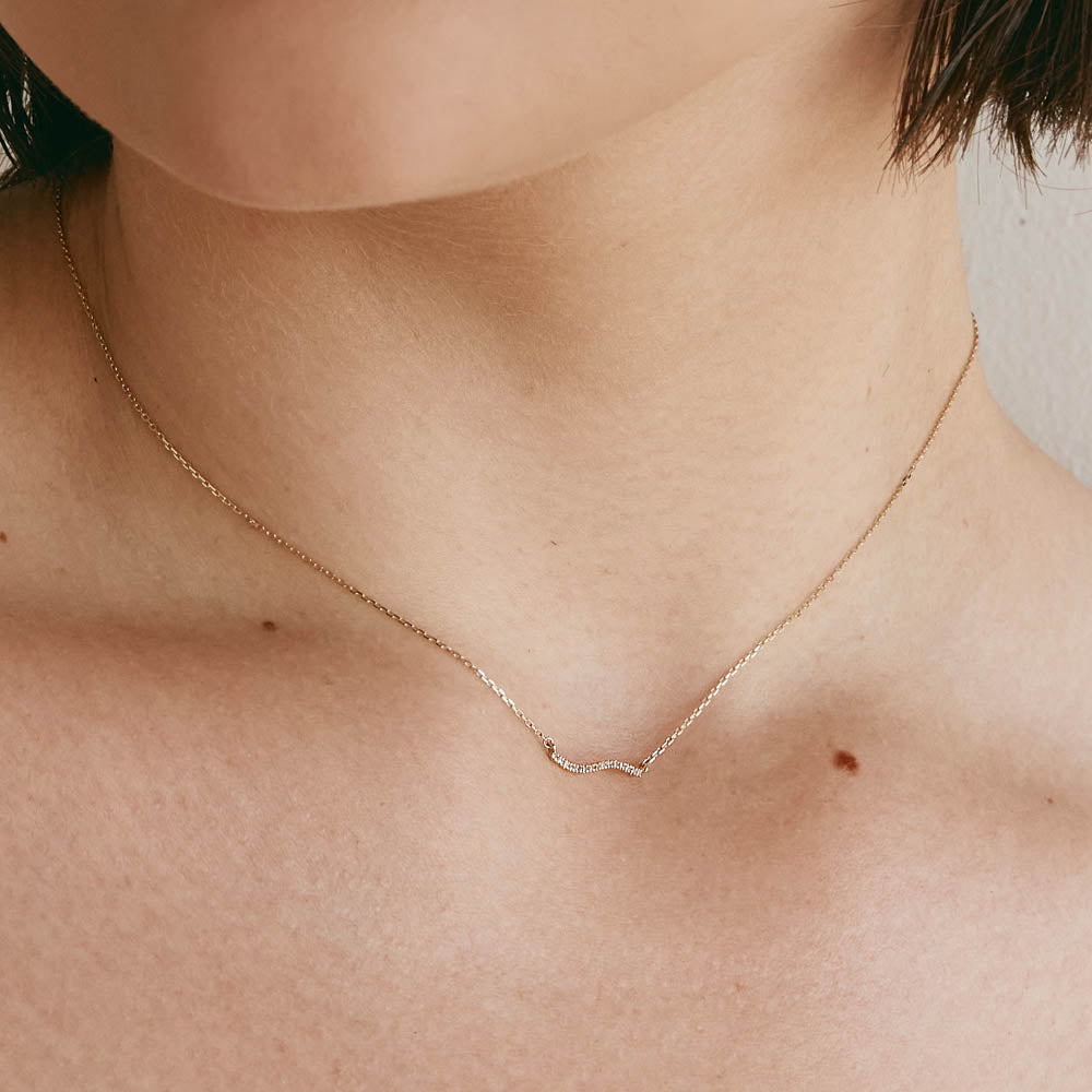 Elegant 0.035 TCW Round Lab-Grown Diamond Wave Necklace 6