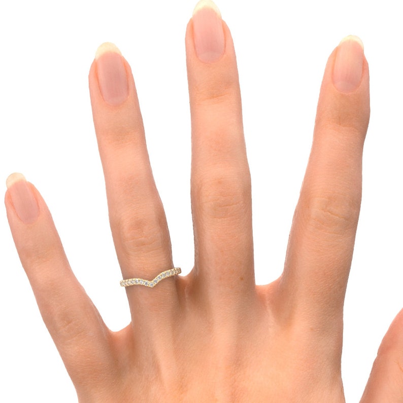 0.21 Carat Round Lab-Grown Diamond Curved Wedding Band 7