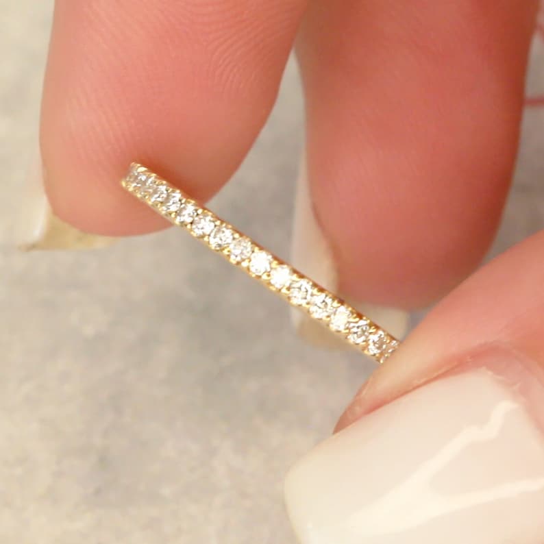 0.50 TCW Round Lab-Grown Diamond Full Eternity Wedding Band 4