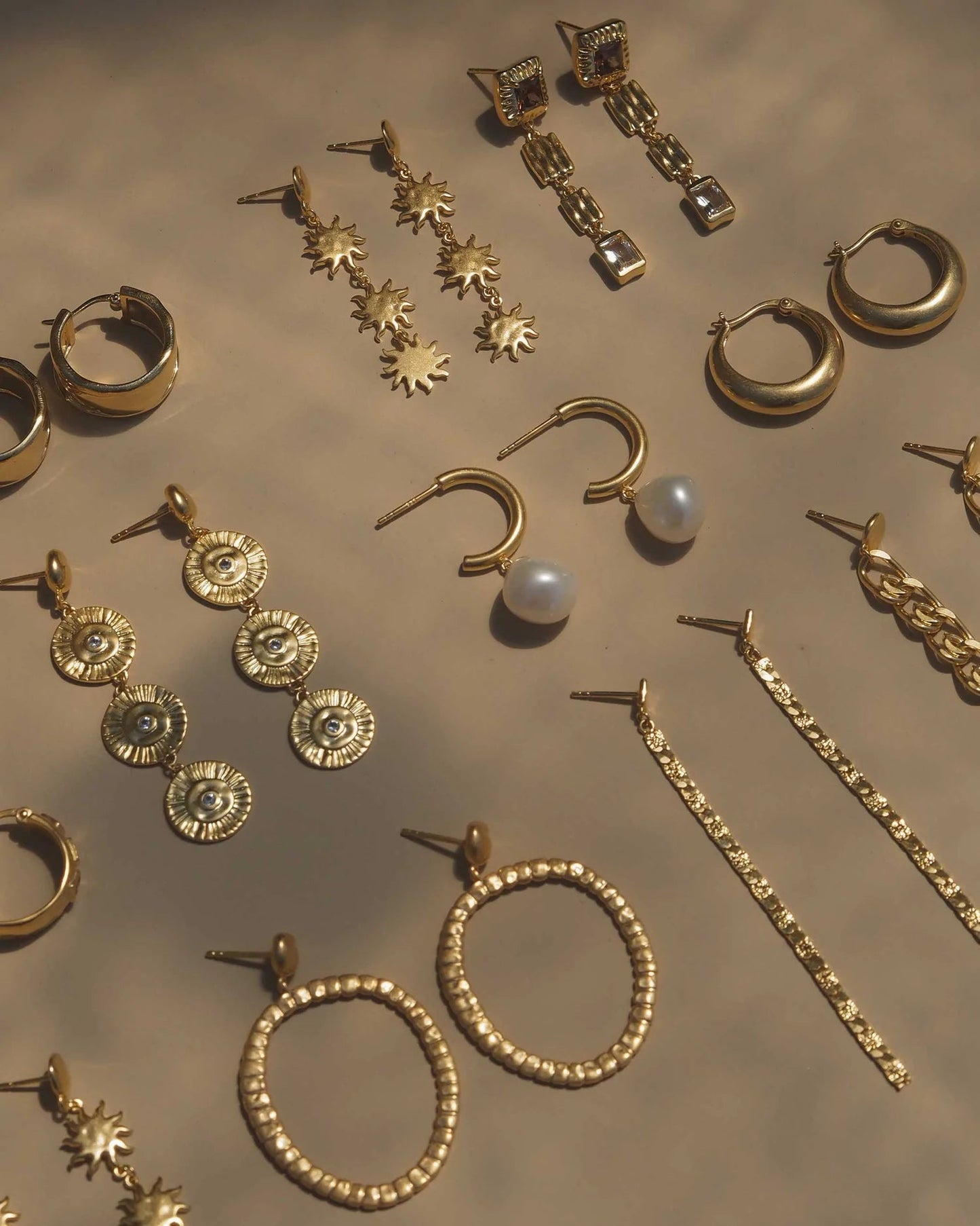 Golden Textured Circle Hoop Earrings 6