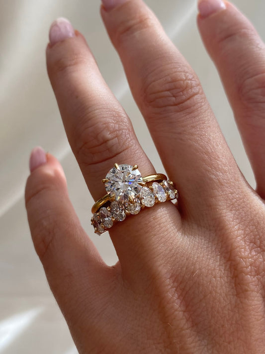 Solitaire-Oval Lab Grown Diamond Engagement Ring