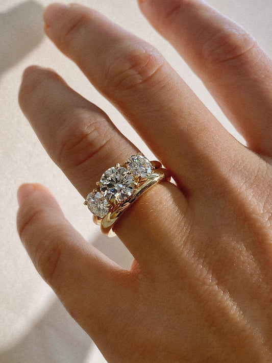 Solitaire-Oval Lab Grown Diamond Engagement Ring