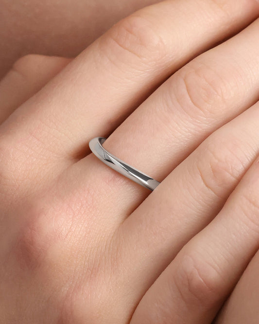 Classic Twisted Shank Wedding Band 2