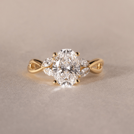Solitaire-Oval Lab Grown Diamond Engagement Ring