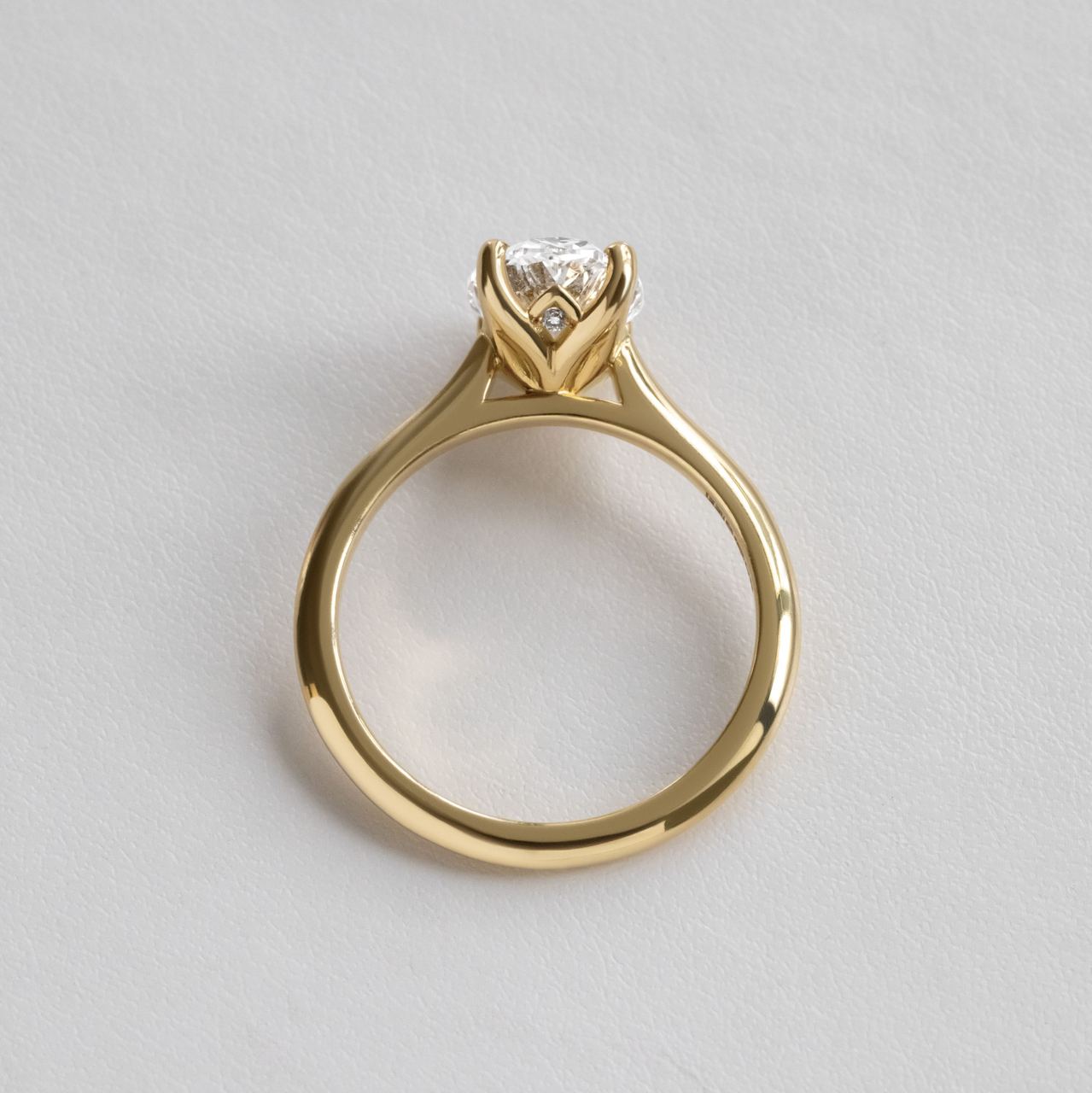 Solitaire Tulip Prong-Oval Lab Grown Diamond Engagement Ring