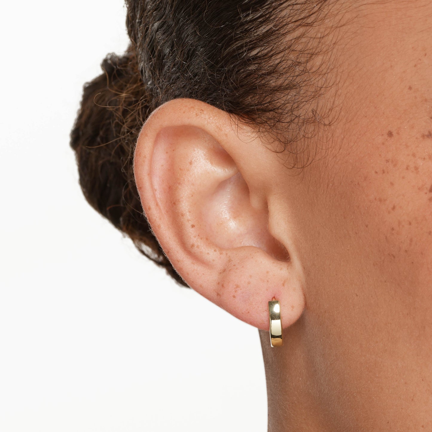 Elegant Gold Huggie Hoop Earrings 6