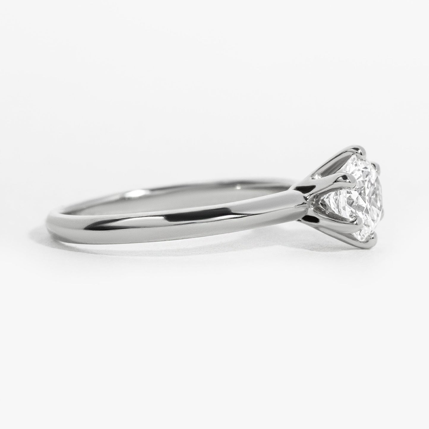 Solitaire-Oval Lab Grown Diamond Engagement Ring