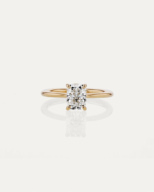 Solitaire-Oval Lab Grown Diamond Engagement Ring