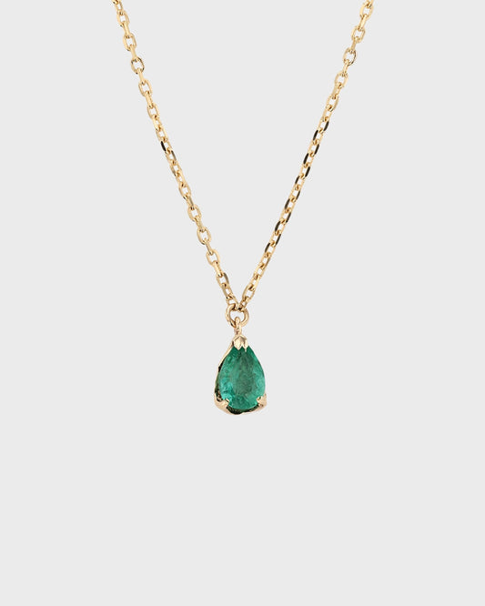 0.50 CT Pear-Cut Emerald Lab-Made Diamond Necklace in Gold Setting 1