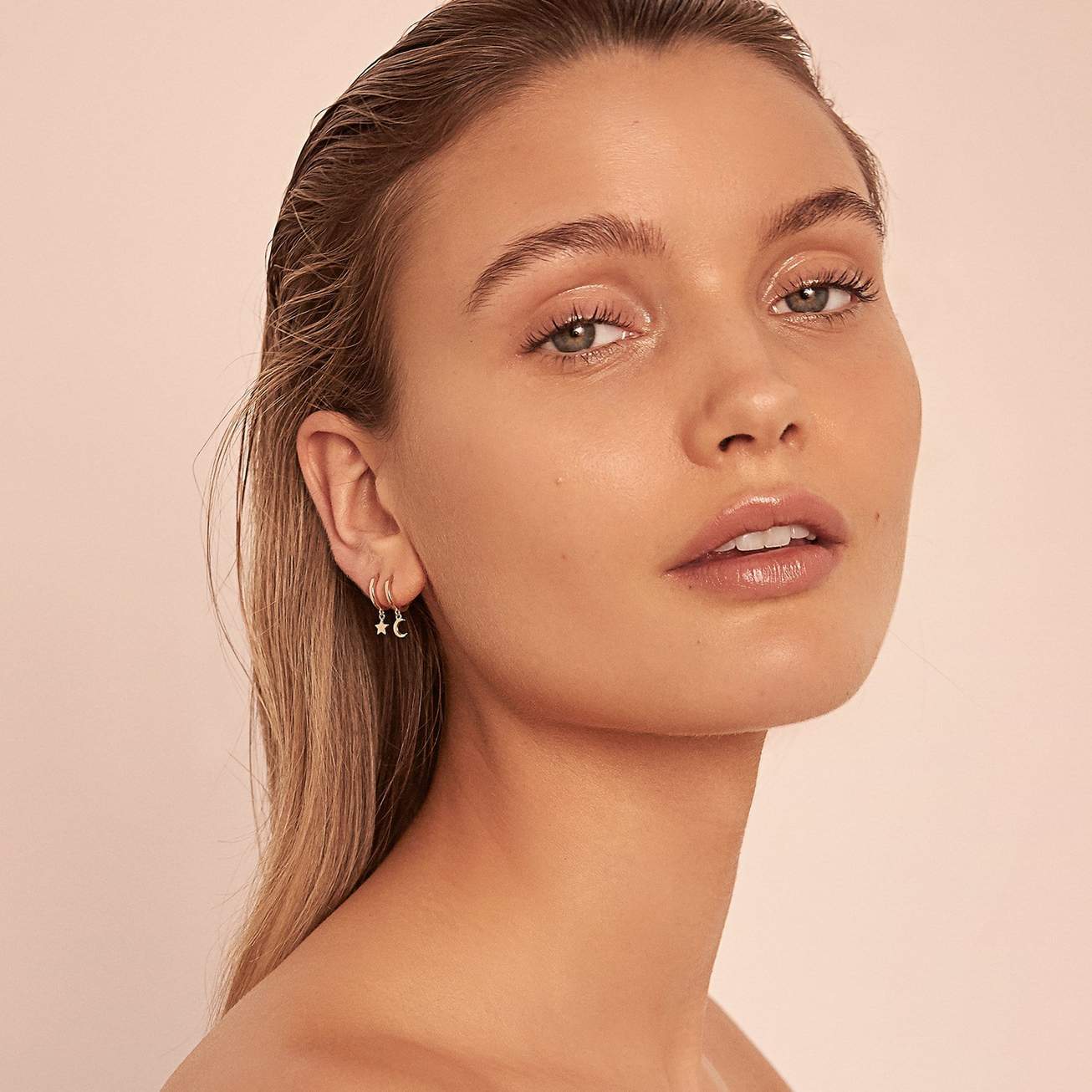 Radiant Gold Hoop Earring with Star Charm 4