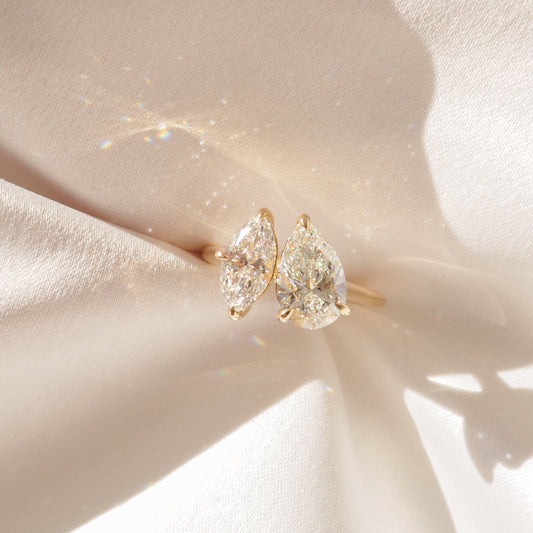 Solitaire-Oval Lab Grown Diamond Engagement Ring