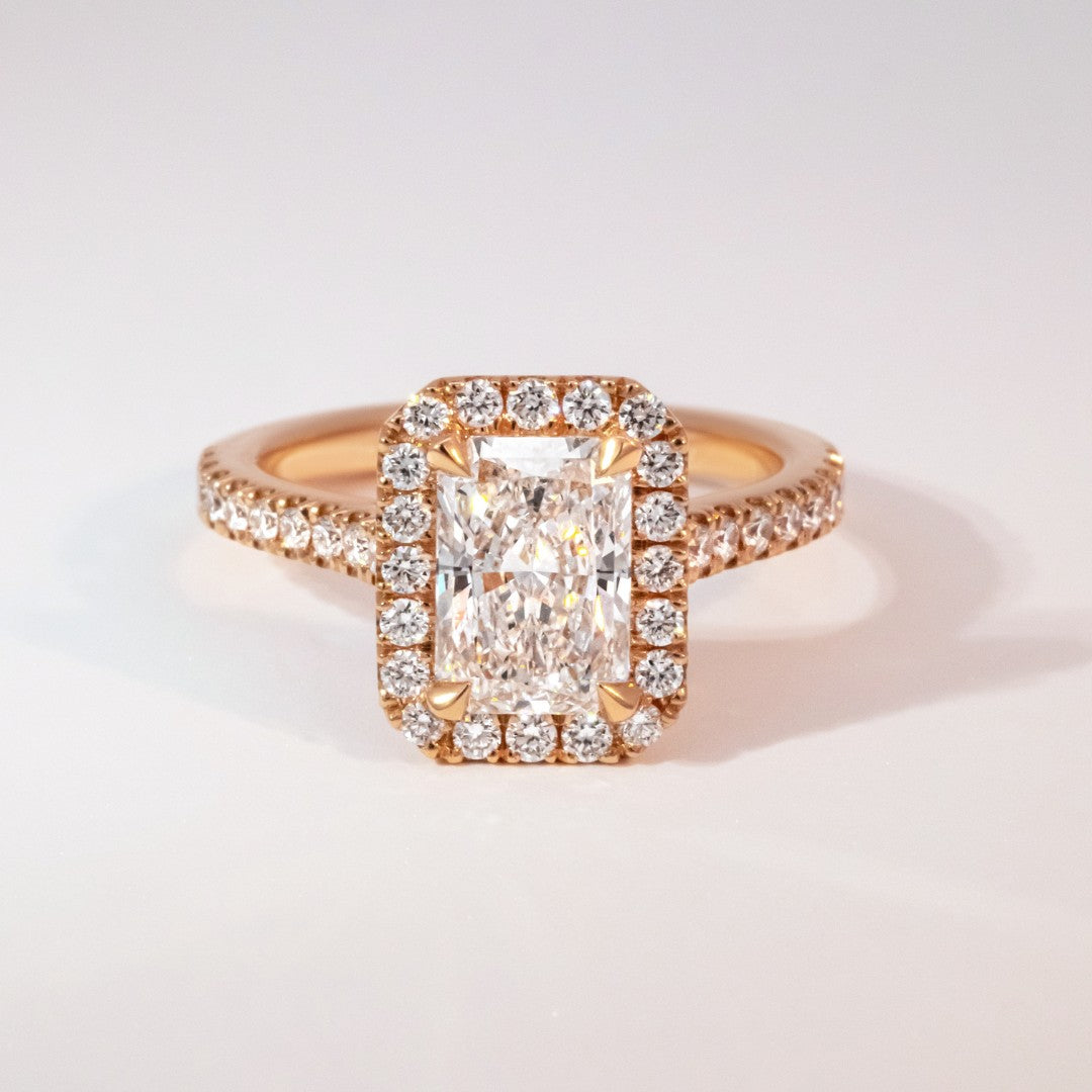 Solitaire-Oval Lab Grown Diamond Engagement Ring