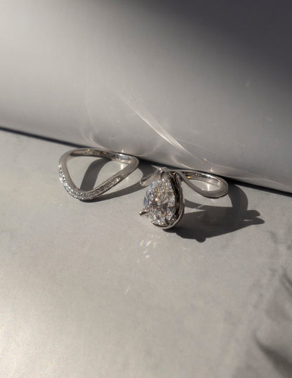 Solitaire Tear Drop Shank-Pear Lab Grown Diamond Engagement Ring