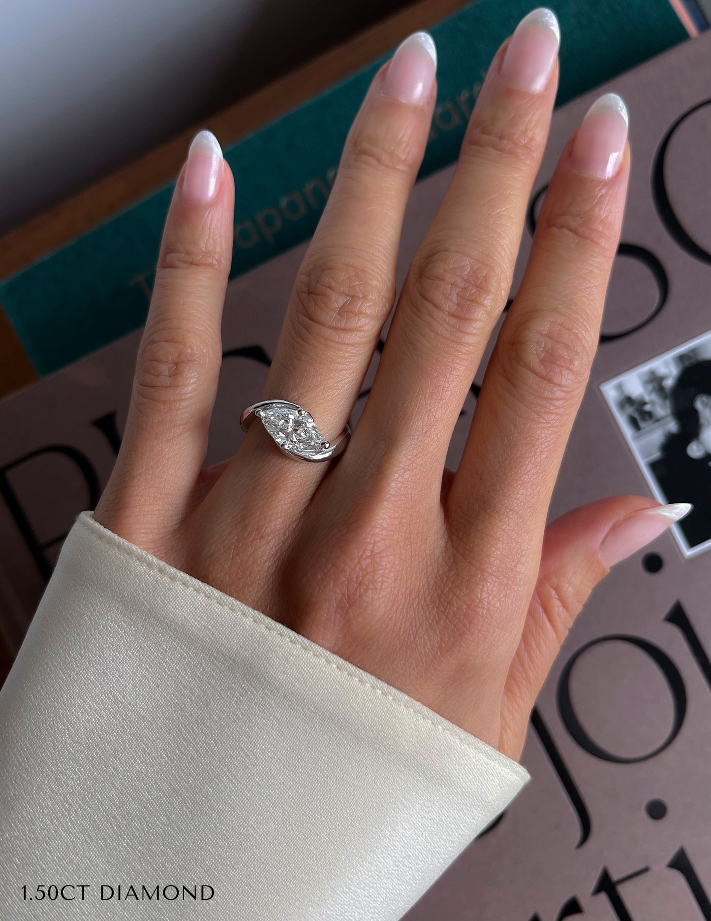 Solitaire-Oval Lab Grown Diamond Engagement Ring