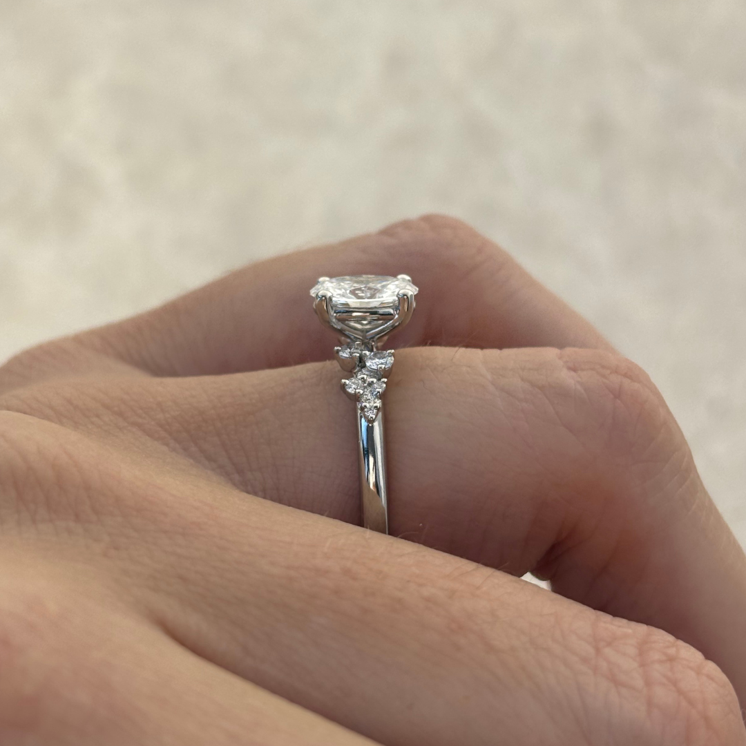 Solitaire-Oval Lab Grown Diamond Engagement Ring