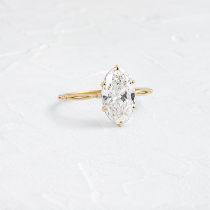 Solitaire-Oval Lab Grown Diamond Engagement Ring