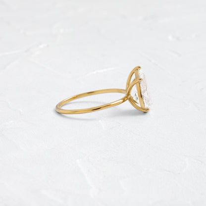 Solitaire-Oval Lab Grown Diamond Engagement Ring